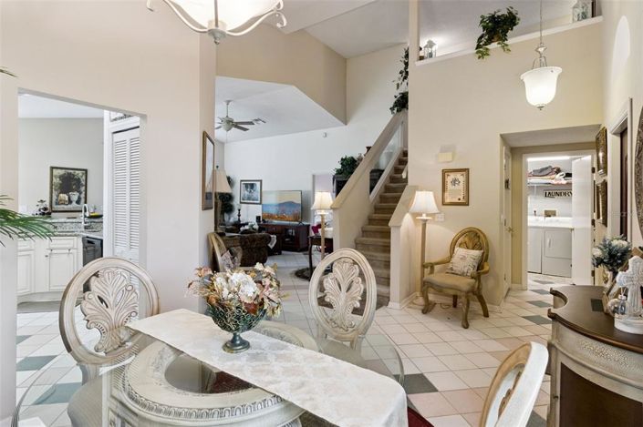 Image No.8-4 Bed House for sale