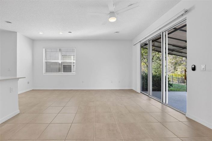 Image No.17-3 Bed Townhouse for sale