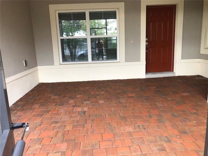 Image No.2-4 Bed House for sale