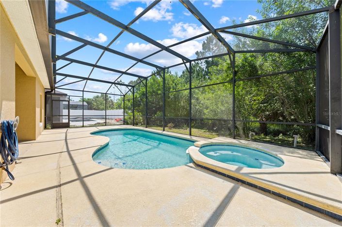 Image No.3-Maison de 4 chambres à vendre à Saint John