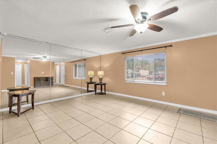 Image No.2-Maison de 3 chambres à vendre à Saint John