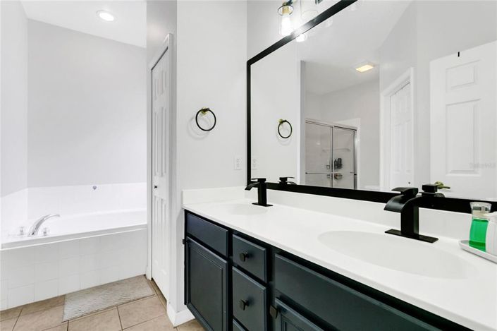 Image No.7-Maison de 4 chambres à vendre à Saint John