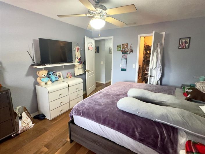 Image No.34-4 Bed House for sale