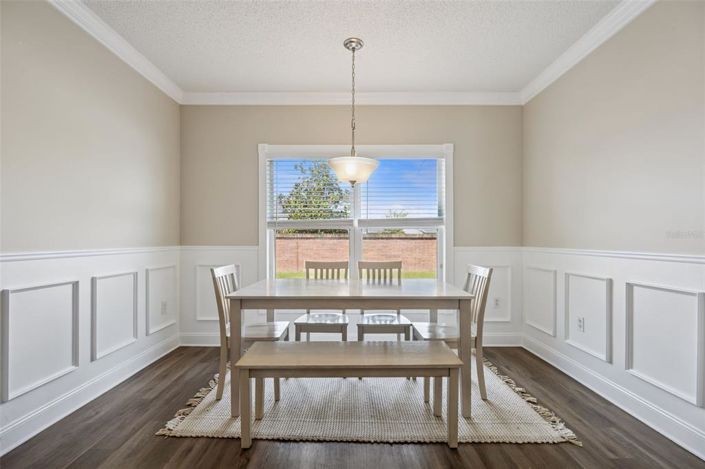 Image No.17-4 Bed House for sale