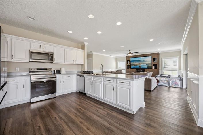 Image No.19-4 Bed House for sale