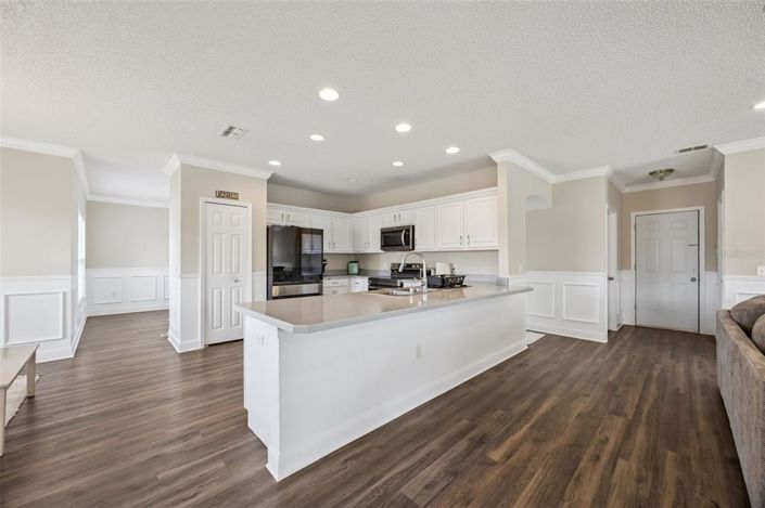 Image No.24-4 Bed House for sale