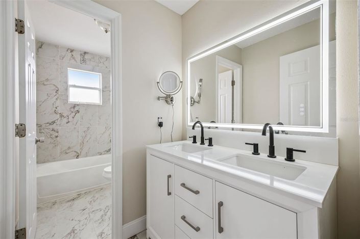 Image No.29-4 Bed House for sale