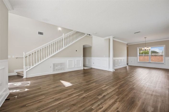 Image No.8-4 Bed House for sale