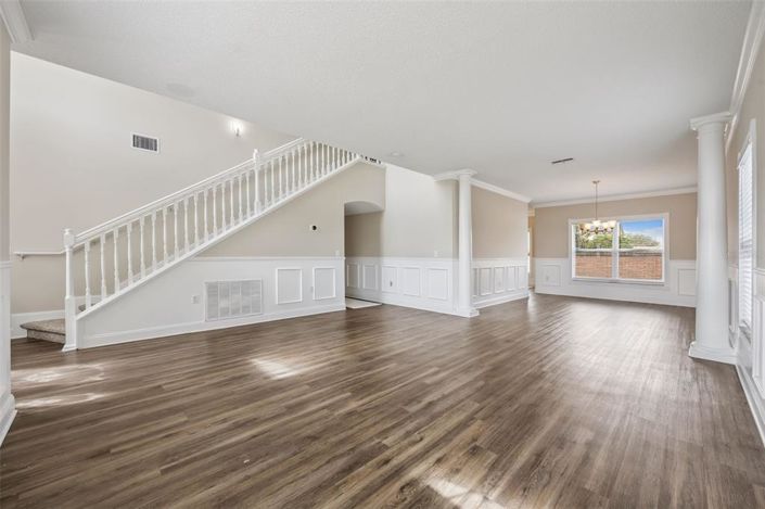 Image No.9-4 Bed House for sale