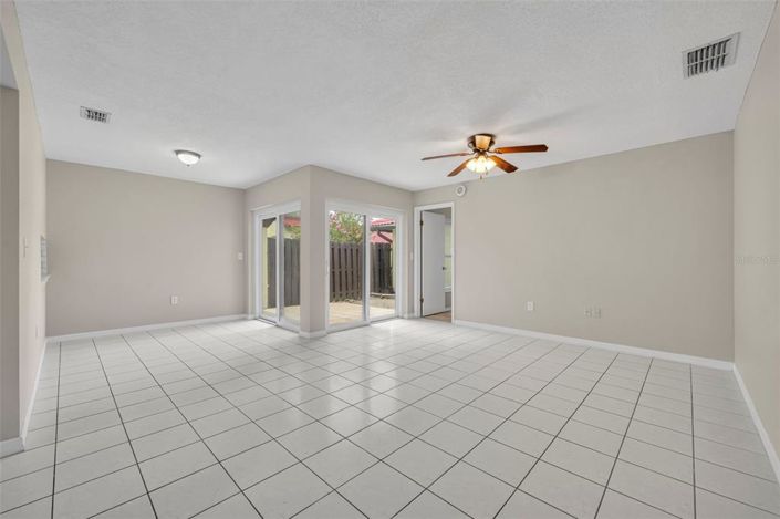 Image No.6-Maison de ville de 2 chambres à vendre à Saint John