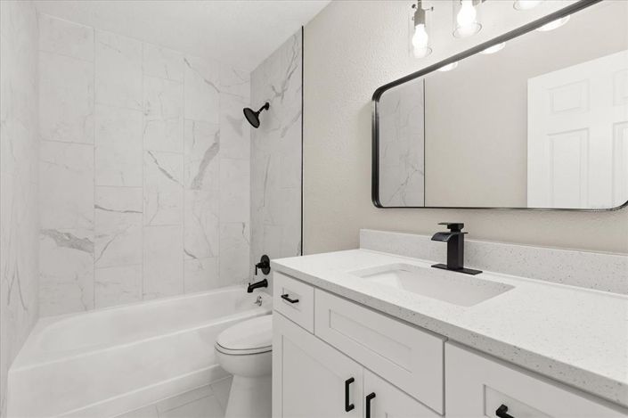 Image No.13-2 Bed Townhouse for sale