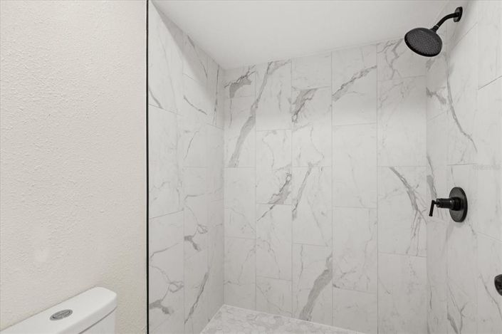 Image No.19-2 Bed Townhouse for sale