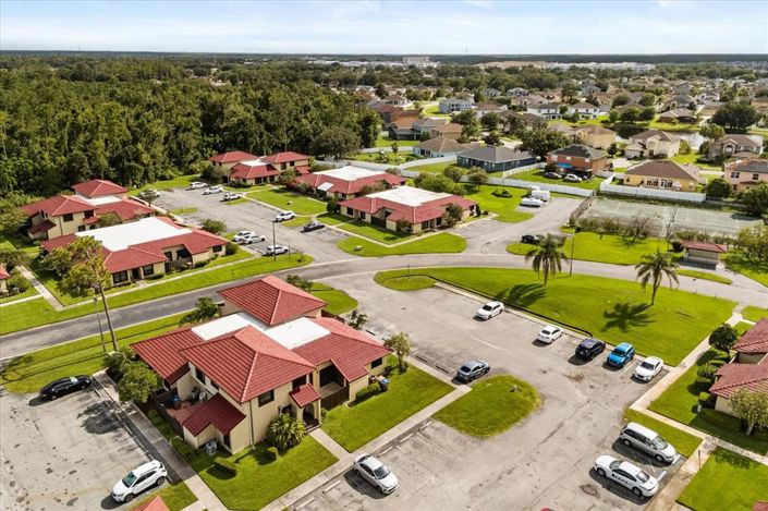 Image No.25-2 Bed Townhouse for sale