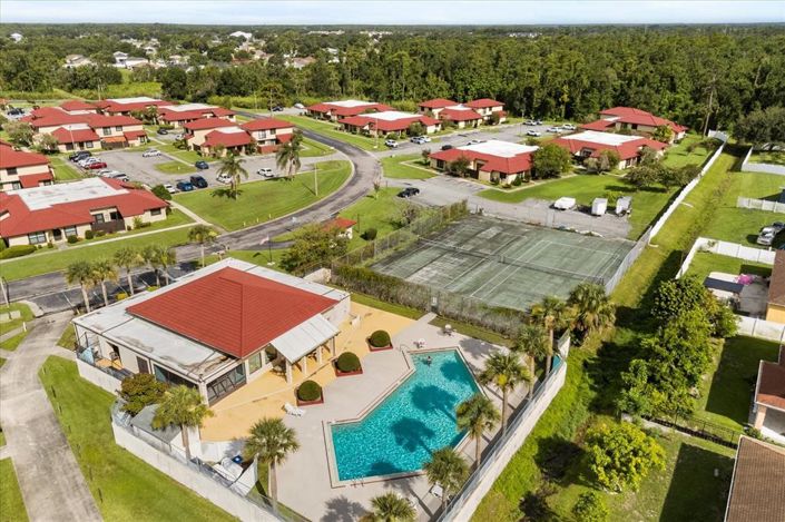 Image No.26-2 Bed Townhouse for sale