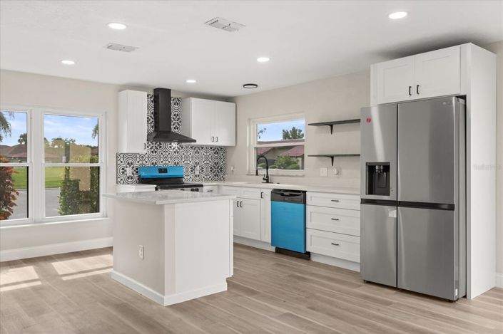 Image No.6-2 Bed Townhouse for sale