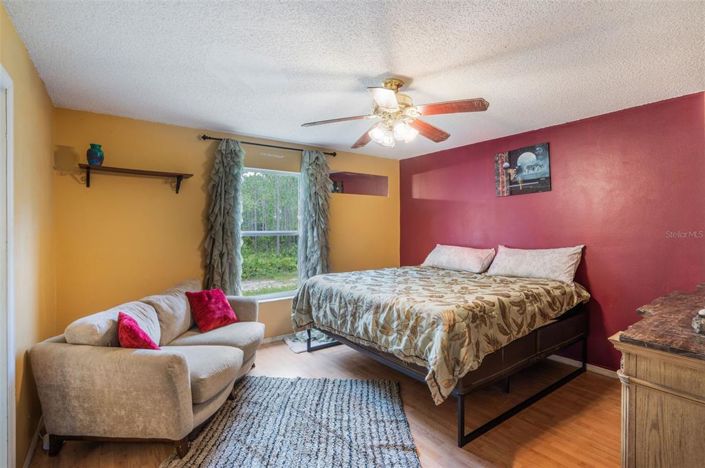 Image No.14-4 Bed House for sale