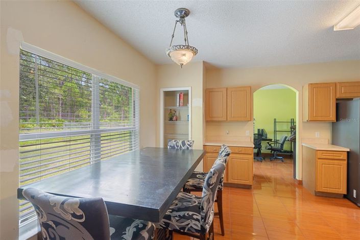 Image No.5-4 Bed House for sale