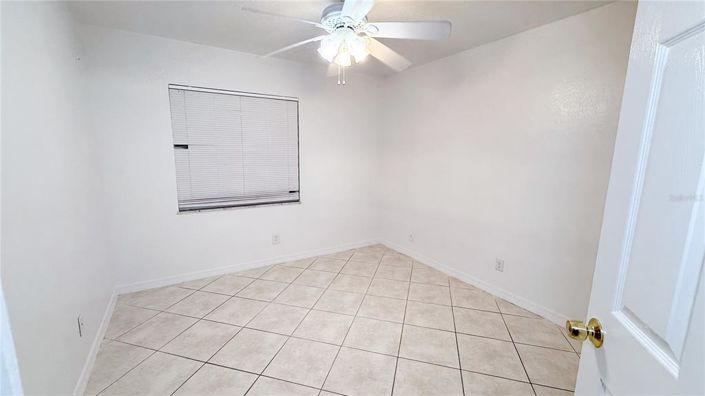 Image No.19-4 Bed House for sale