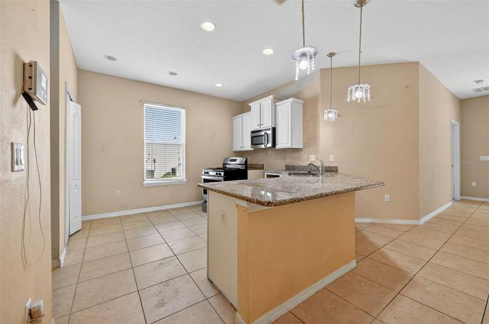 Image No.6-5 Bed House for sale