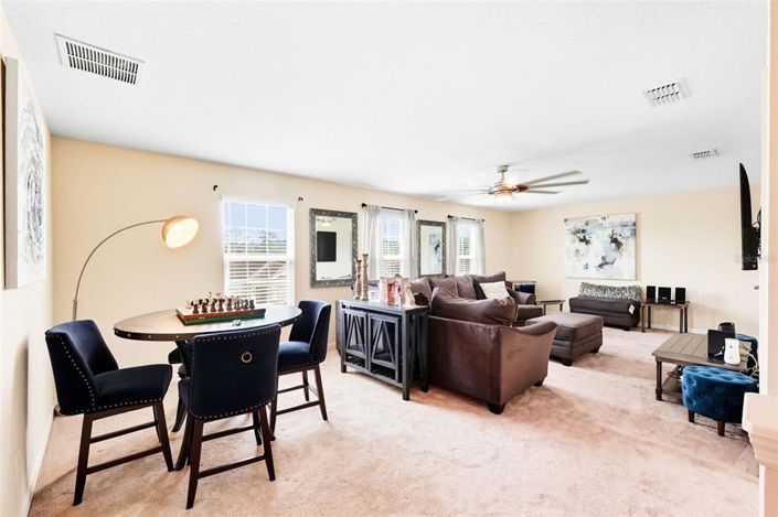 Image No.10-5 Bed House for sale