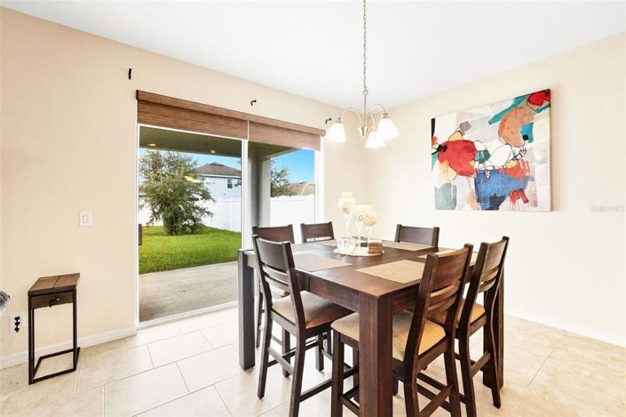 Image No.5-5 Bed House for sale