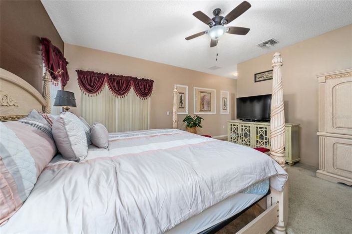 Image No.22-4 Bed House for sale