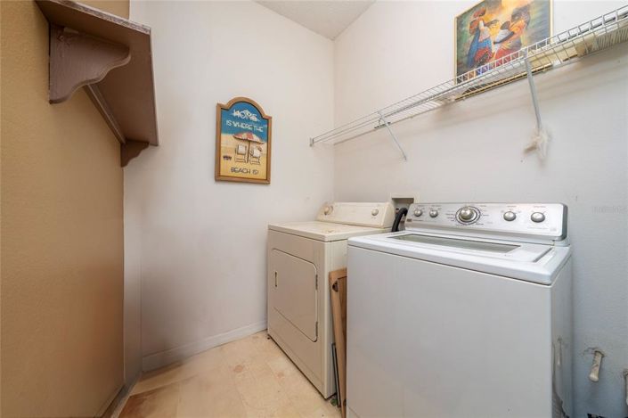 Image No.25-4 Bed House for sale