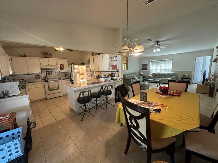 Image No.17-4 Bed House for sale