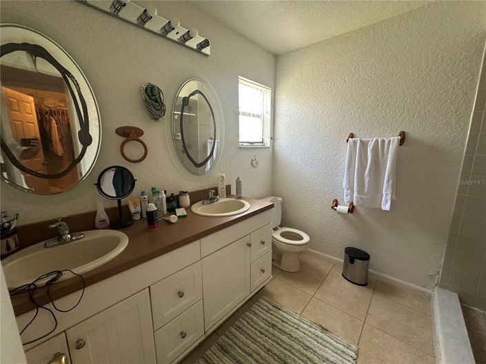 Image No.24-4 Bed House for sale