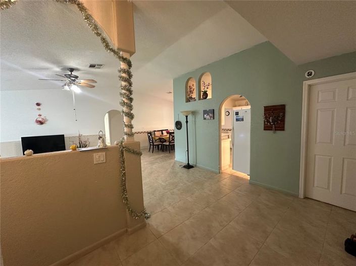 Image No.7-4 Bed House for sale