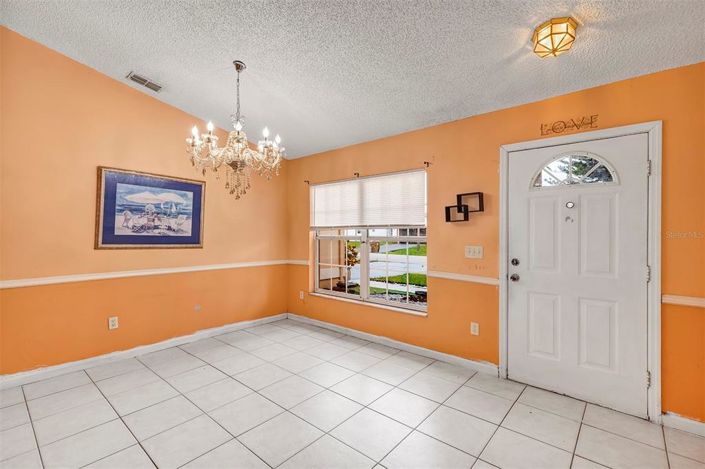 Image No.5-Maison de 4 chambres à vendre à Saint John