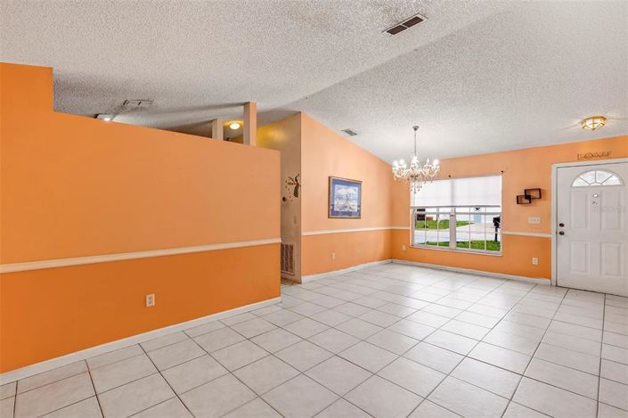 Image No.9-Maison de 4 chambres à vendre à Saint John