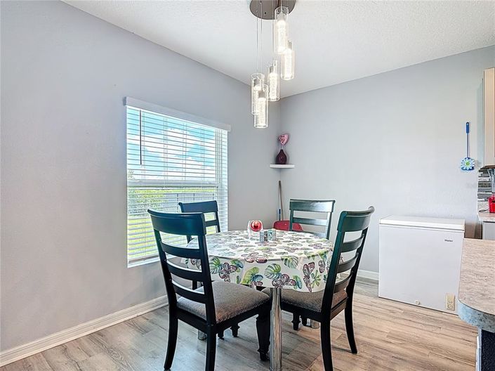 Image No.22-5 Bed House for sale