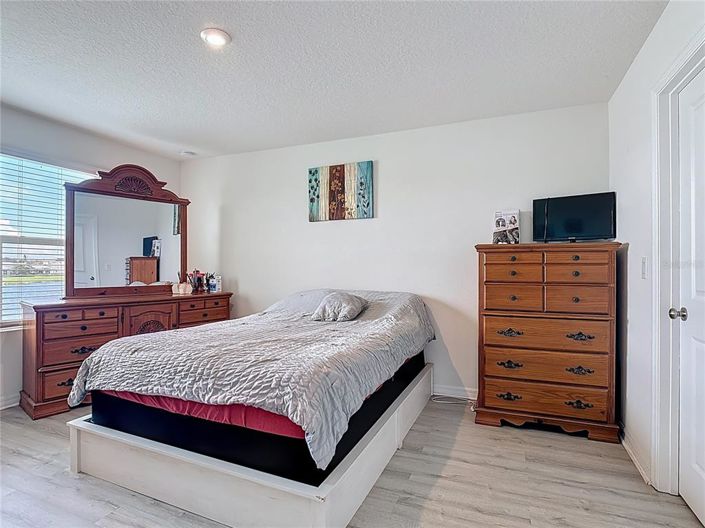 Image No.32-5 Bed House for sale