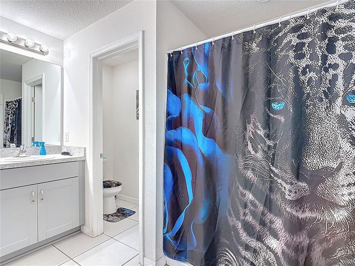 Image No.36-5 Bed House for sale