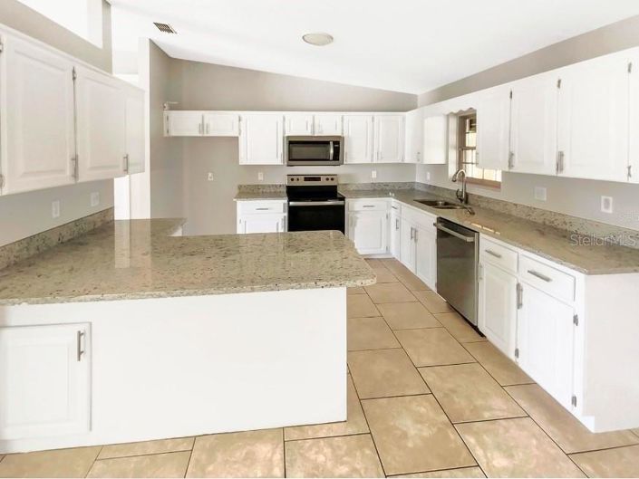 Image No.3-Maison de 3 chambres à vendre à Saint John