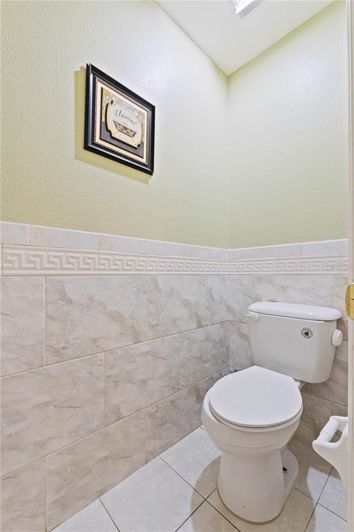 Image No.11-3 Bed House for sale