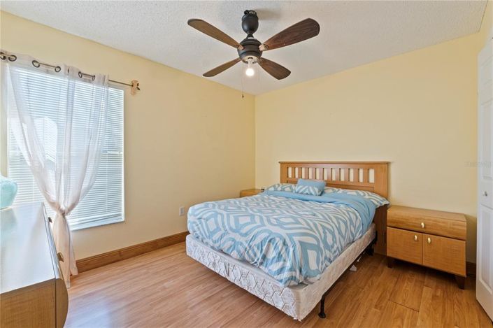 Image No.16-3 Bed House for sale