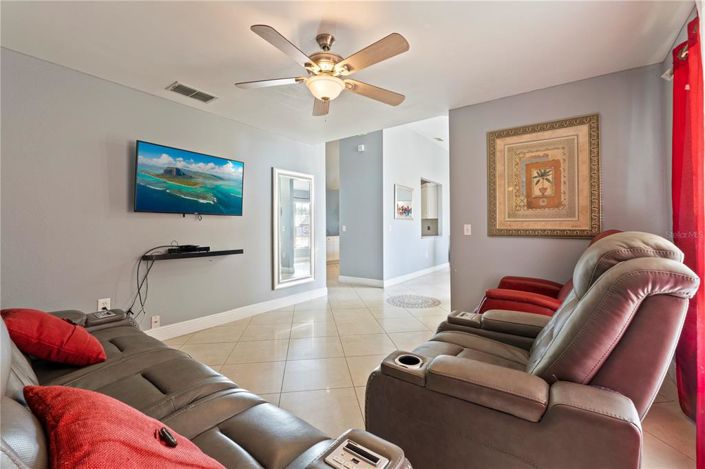 Image No.4-3 Bed House for sale