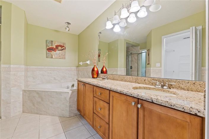 Image No.9-3 Bed House for sale