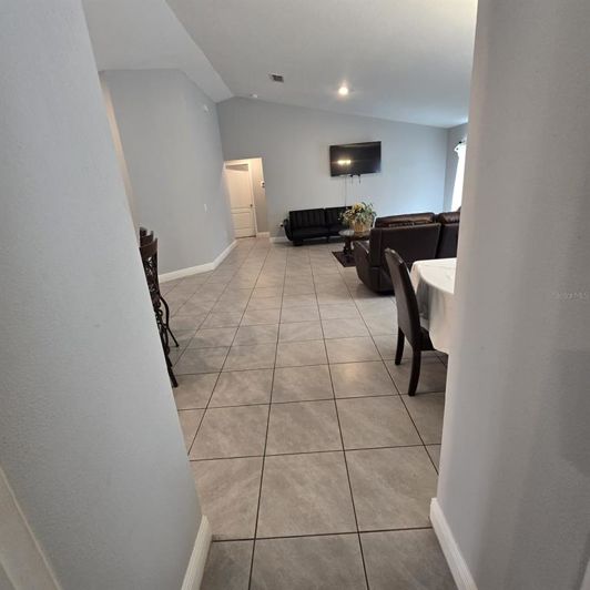 Image No.21-4 Bed House for sale