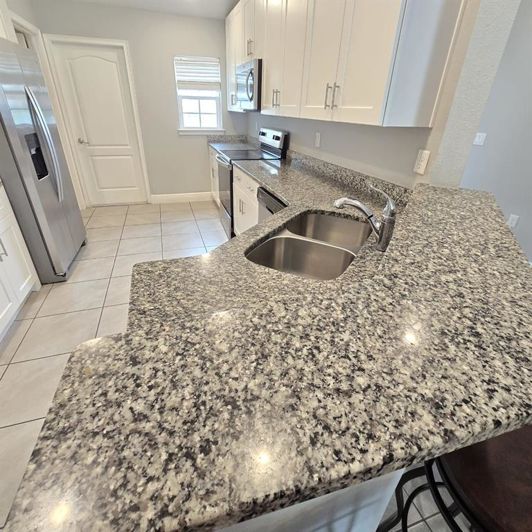 Image No.7-4 Bed House for sale