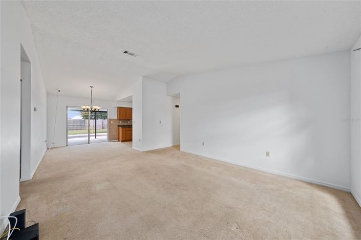 Image No.6-Maison de 4 chambres à vendre à Saint John