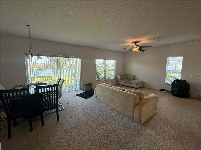 Image No.8-4 Bed House for sale