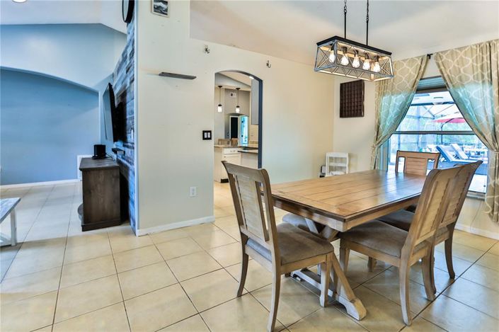 Image No.7-3 Bed House for sale