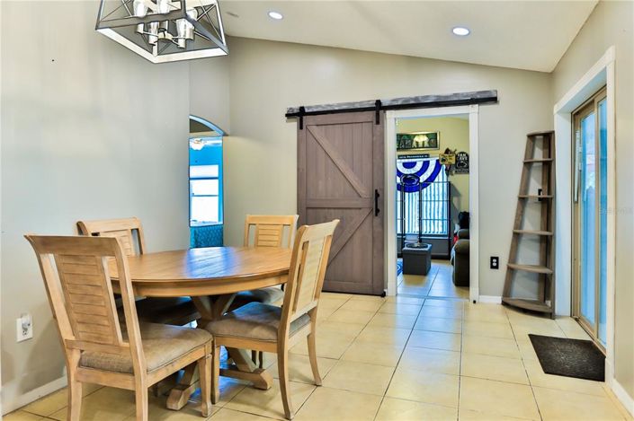 Image No.8-3 Bed House for sale