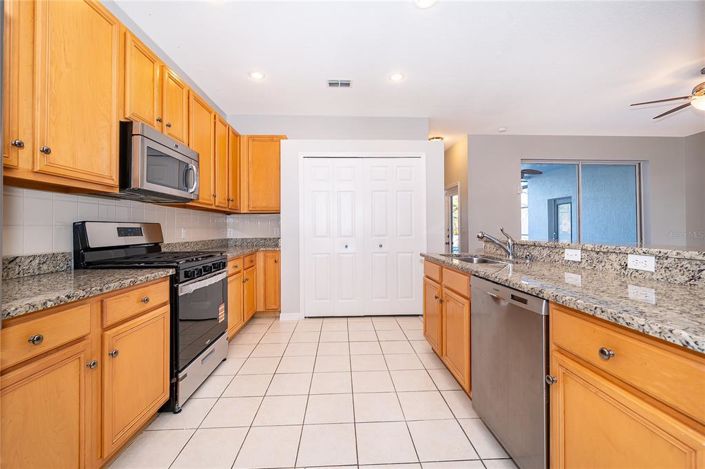 Image No.11-Maison de 4 chambres à vendre à Saint John