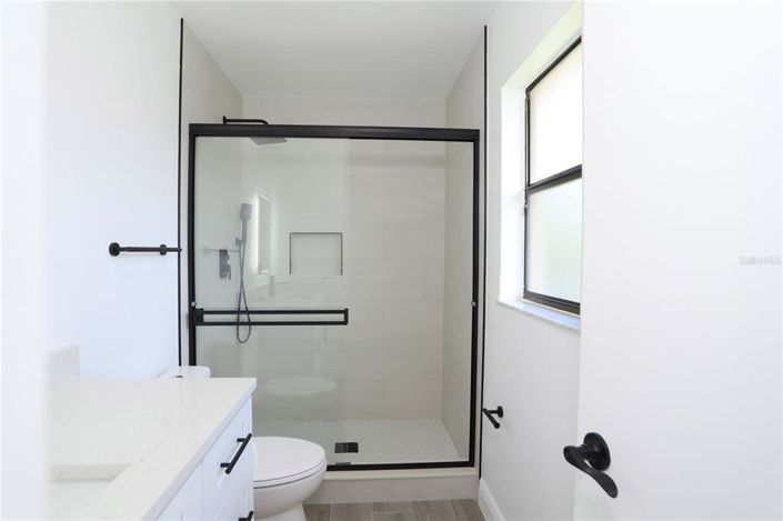 Image No.16-3 Bed House for sale