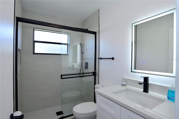 Image No.18-3 Bed House for sale