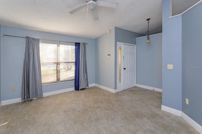 Image No.2-Maison de 3 chambres à vendre à Saint John